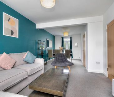 4 bedroom terraced house to rent - Photo 2