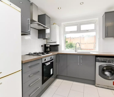 7 bedroom flat share to rent - Photo 1