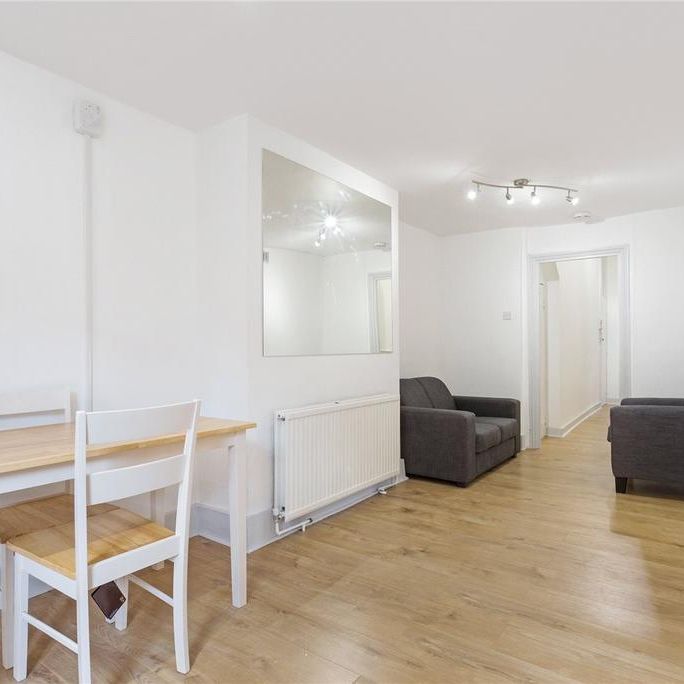 3 bedroom apartment to rent - Photo 1