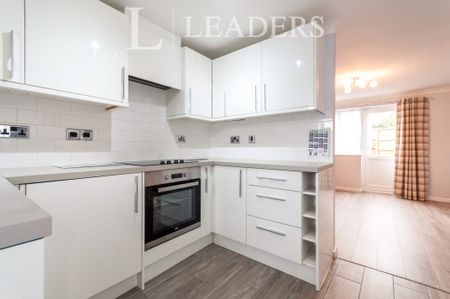 1 bedroom house to rent Augustus Gate, SG2 - Photo 4