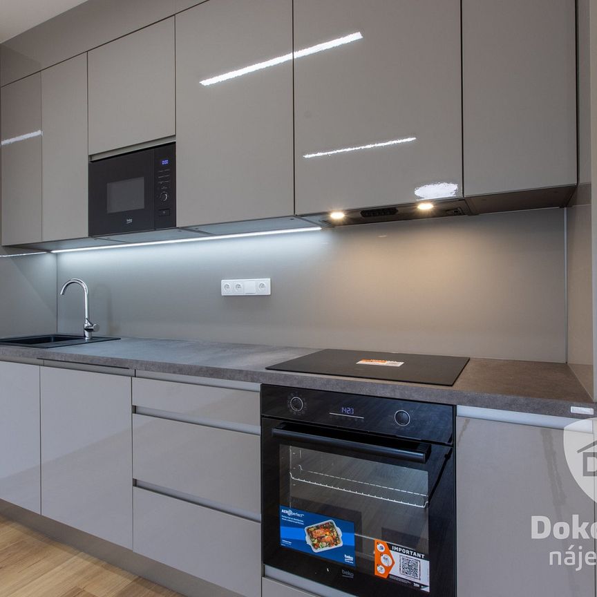 Pronájem bytu 2+kk 54 m² - Photo 1
