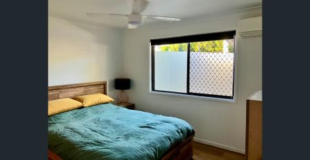 Renovated, Low-Maintenance Coastal Living - 500m to the Beach (includes power) - Photo 4