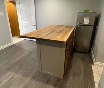 65 WHITBURN CRESCENT - Photo 5