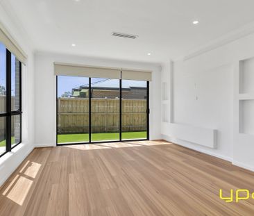 Brand-New, Custom-Built Luxury Living – 8 Daimen Street, Doreen - Photo 1