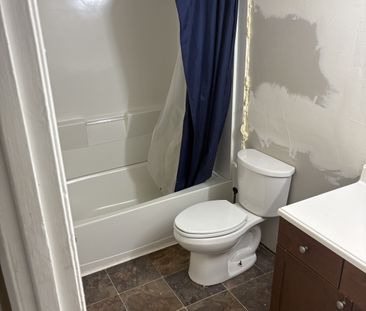 53 Sheppard ST 1C Regina SK S4R 3M7 - Photo 6