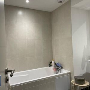 Location Appartement 3 pièces 79m² ST MARCEL 71380 - Photo 2