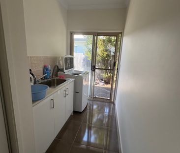 Mango Hill - Photo 1