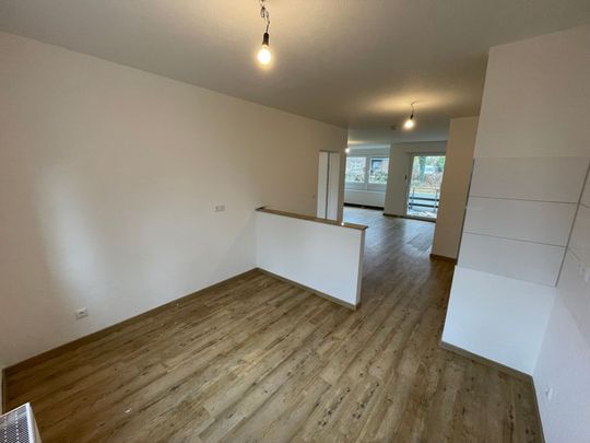 *energetische Hausmodernisierung*renovierte Wohnung*Balkon* - Photo 1