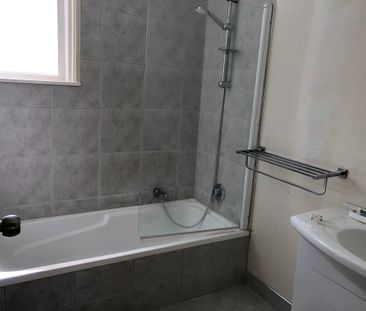 Modern Downstairs Unit - Photo 3