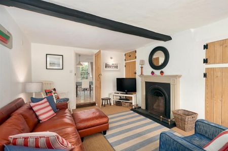 3 bedroom cottage to rent - Photo 2