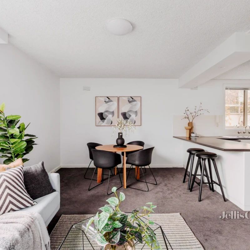 2 Bed, 1 Bath - Photo 1