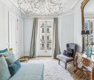 Location Appartement 4 pièces Meublé 112m² PARIS 3ème - Photo 3