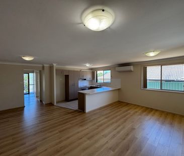 Four Bedroom Home in Eastbrook Links - Photo 2