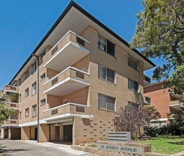 Modern 2 Bedroom Unit with Garage - Photo 4