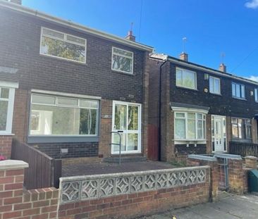 3 bedroom semi-detached house to rent - Photo 1