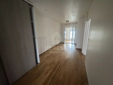 Location Appartement 4 pièces 169m² FONTENAY SOUS BOIS 94120 - Photo 3
