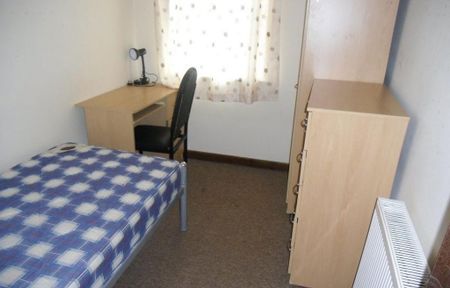 6 bedroom house to rent - Photo 4