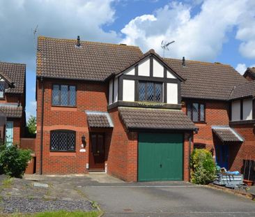 3 bedroom detached house to rent - Photo 2