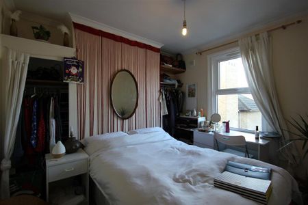 4 bedroom house share to rent - Photo 5