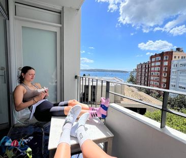 Elizabeth Bay - Photo 1