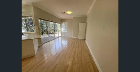 3 Bedroom home Close to Amenities - Photo 2