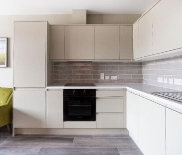 Apt 1 The Residence, 334 Ormeau Road, Belfast, BT7 2GE - Photo 3