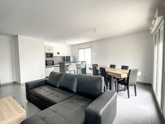 Location Appartement 2 pièces 57m² - Photo 1