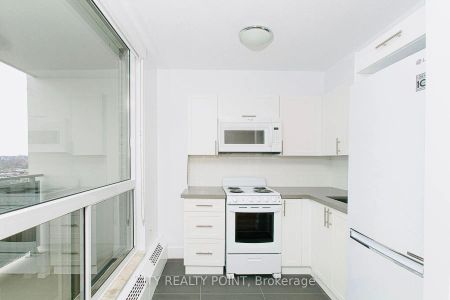 666 Spadina Avenue #402 - Photo 5