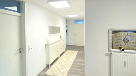 Modernisierte 3-Zimmer-Wohnung in einem Wohn- und Geschäftshaus im 2. Obergeschoss in Rostrup-BZ - Foto 3