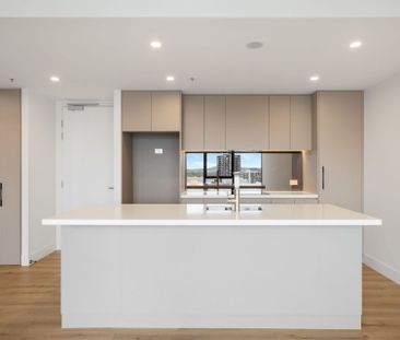 Elevated Lifestyle in the Heart of Woden - Photo 5