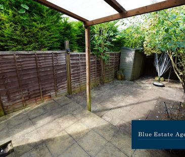 4 bedroom end of terrace house to rent - Photo 6