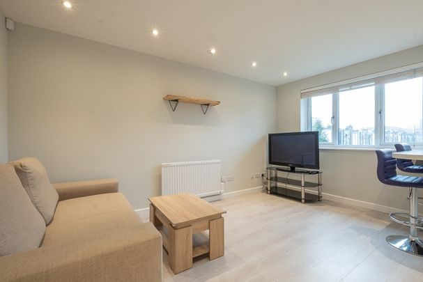 1 Bed Flat, John Maurice Close, SE17 - Photo 1
