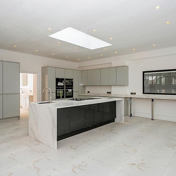 9 bedroom house to rent - Photo 1