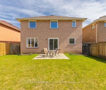 Detached Home For Lease | W9251835 - Photo 5