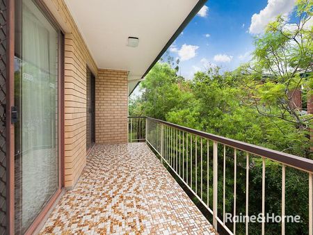 Large Unit in Great Location - Photo 5