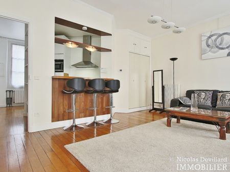 Lumière, hauteur sous plafond et parquet - Photo 4