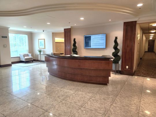 For Lease - 51 Baffin Court Unit# 722, Richmond Hill, Ontario - Photo 1