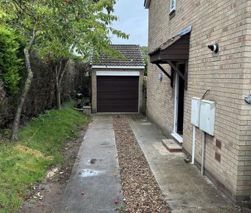 2 bedroom semi-detached house to rent - Photo 3