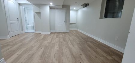 For Lease - 6 Banting Crescent, Brampton, Ontario - Photo 5