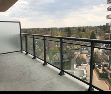 One plus den condo for rent in Waterloo - Photo 2