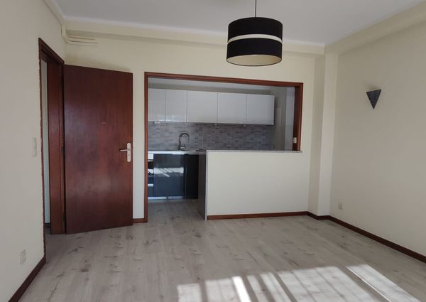 Apartamento T1 na Praia da Barra.