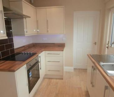 3 bedroom terraced house to rent - Photo 4
