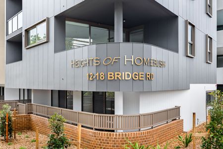Amazing space, finishes and location all located in "Heights of Homebush" - Photo 4