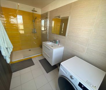Location Appartement 2 pièces 56m² - Photo 5