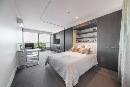 Elevated Living in the Heart of South Yarra - Photo 5