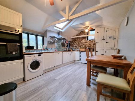 2 bedroom parking to rent - Photo 4