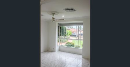 Beautiful 4 bedroom family home! - Photo 2