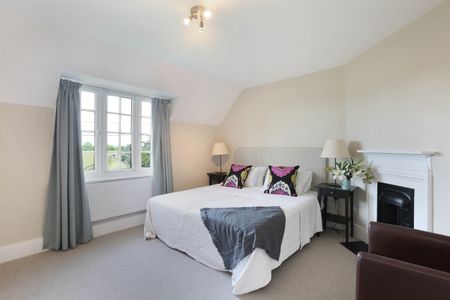 2 bedroom semi-detached house to rent - Photo 4