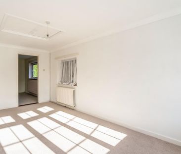 4 bedroom detached house to rent - Photo 6