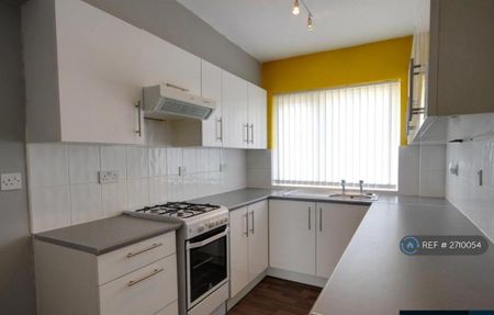 3 bedroom end of terrace house to rent - Photo 5